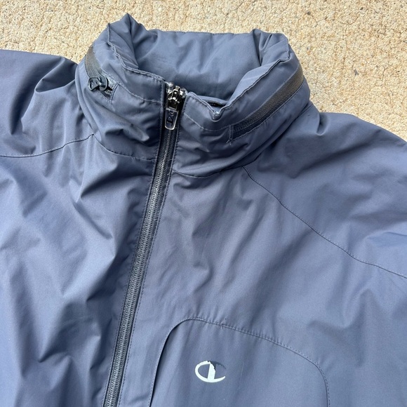 Champion jogging jacket with headphone/ phone pocket retractable hood - Picture 3 of 6